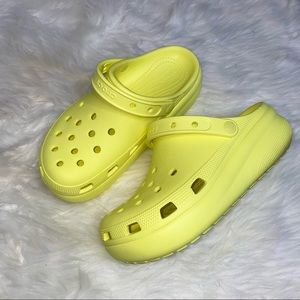 Platform Crocs